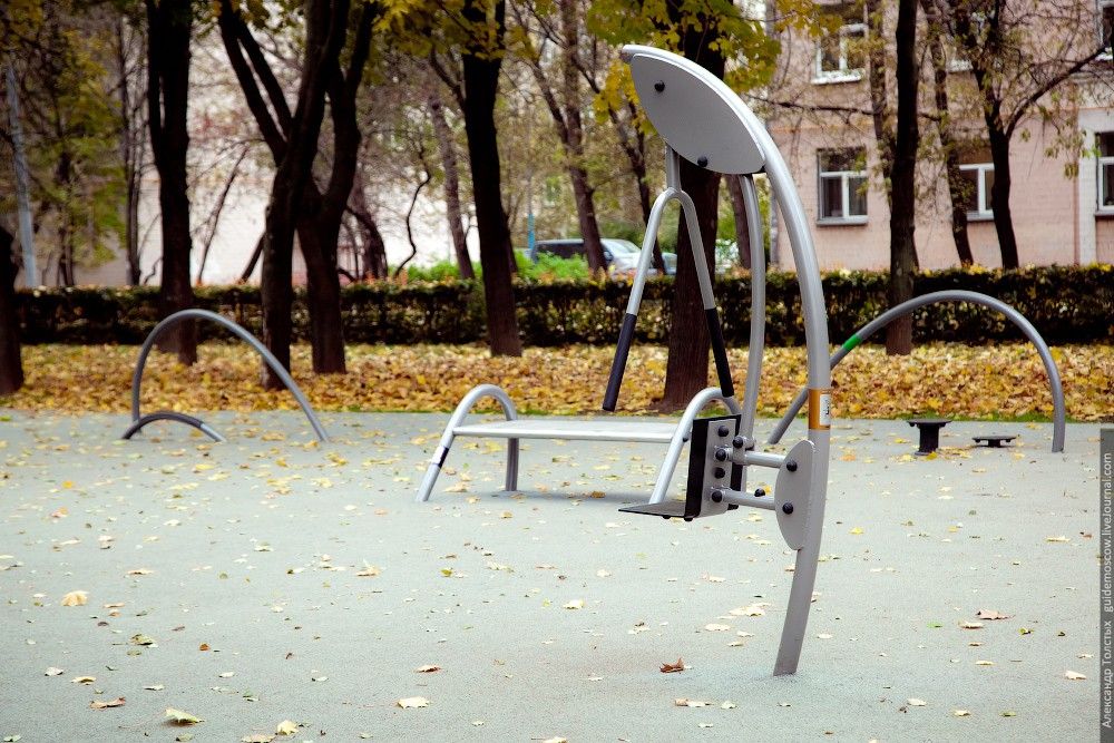 "Гончаровский" парк (ул. Руставели)