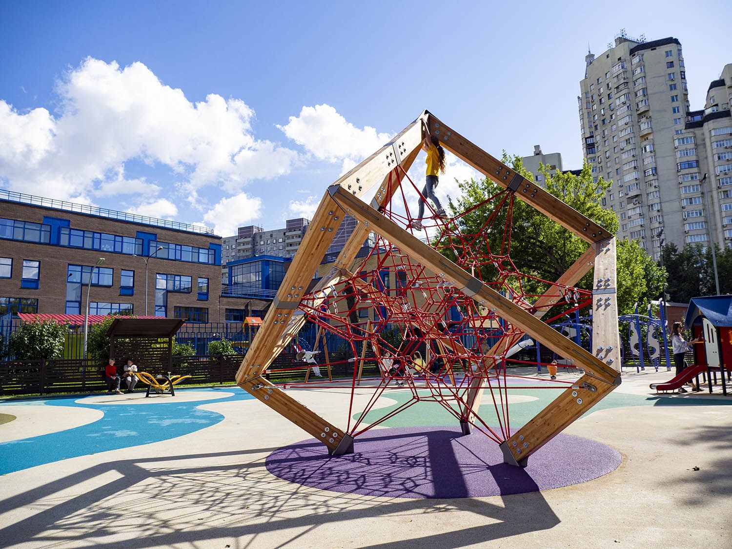 Berliner The Cube L в Таганском парке