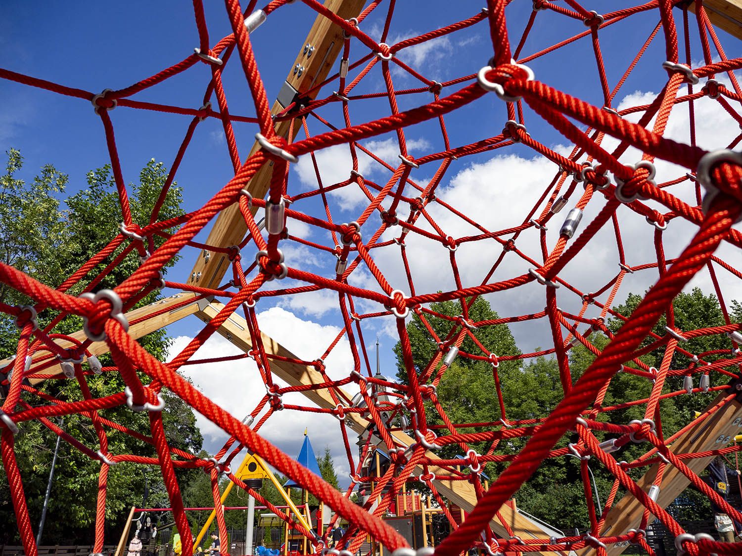 Berliner The Cube L в Таганском парке