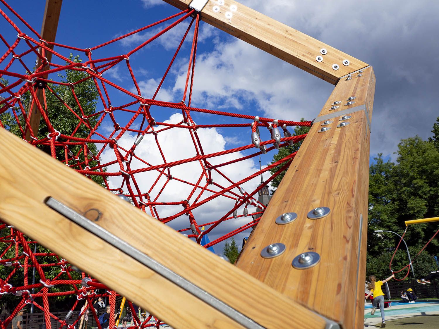 Berliner The Cube L в Таганском парке
